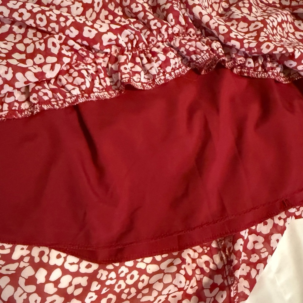 Elegant Red and White Animal Print Patterned Long Sleeve Dress by PrettyGarden - Picture 7 of 14